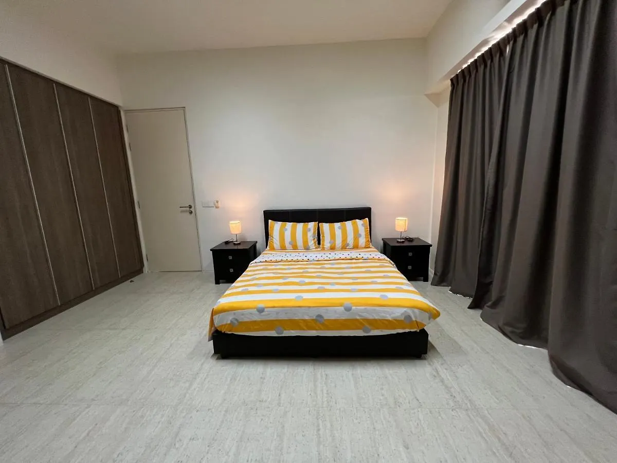 Apartamento By The Sea Ground Floor With Pool Facing 3A Batu Ferringhi