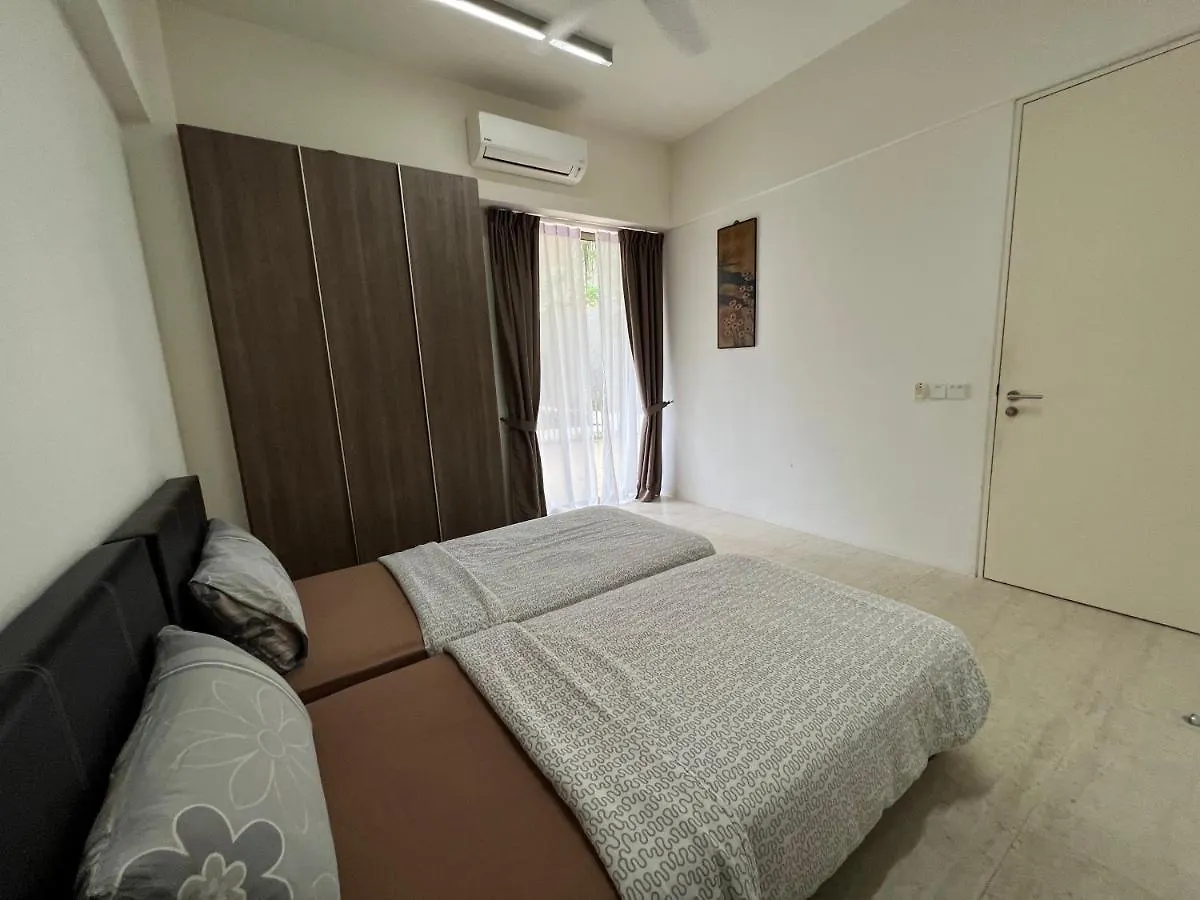 Apartamento By The Sea Ground Floor With Pool Facing 3A Batu Ferringhi 0*,  Malasia