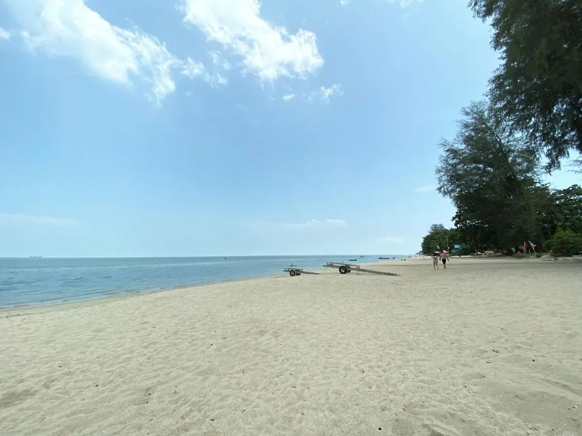Apartamento By The Sea Ground Floor With Pool Facing 3A Batu Ferringhi Malasia